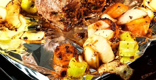 Баранина с горчицей и анчоусами