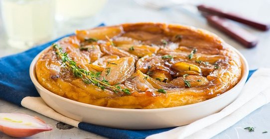 Пирог-перевертыш с шалотом