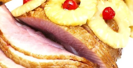 Свинина с ананасом и вишней