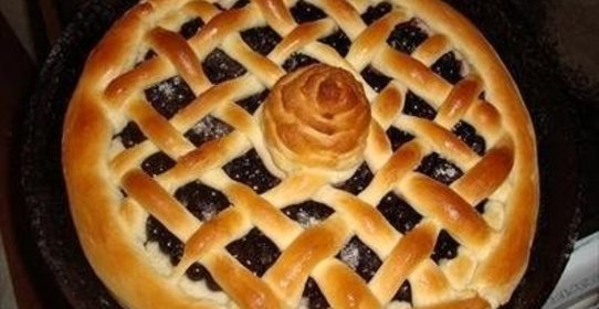 Пирог с черникой