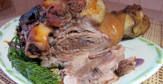 Свиная рулька в пиве запеченная в духовке