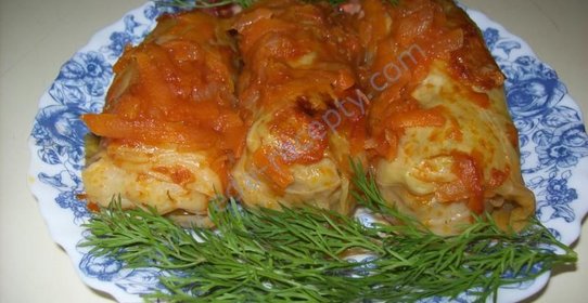 Голубцы в томатном сметанном соусе в духовке