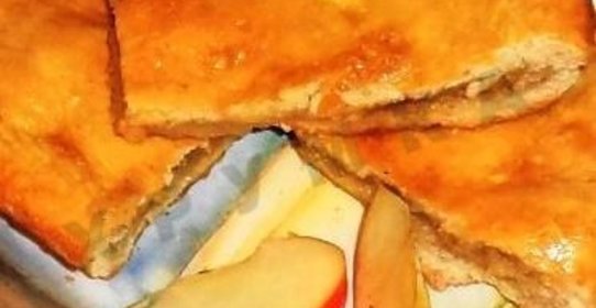 Слоеный пирог с яблоками