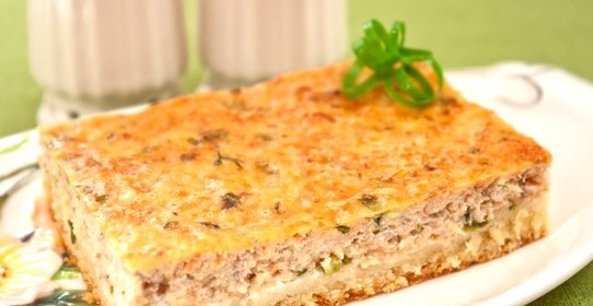 Пирог с консервированной рыбой