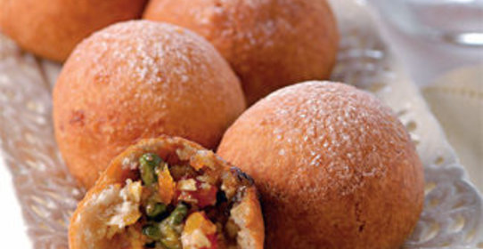 Быстрые творожно-фруктовые пончики