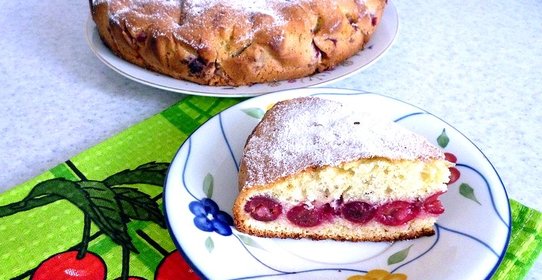 Простой вишнёвый пирог