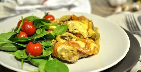 Мясо по-французски в мультиварке Редмонд