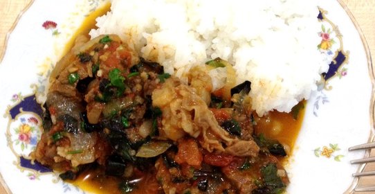 Говядина в томатном соусе