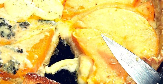 Пирог с тыквой и сыром