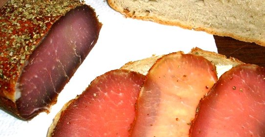 Вяленая свинина со специями