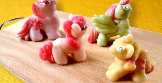 Фигурки из марципана
