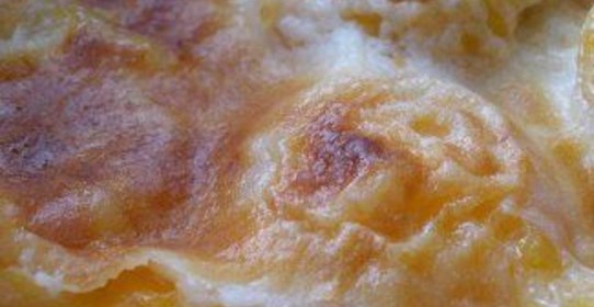 Пирог с абрикосами в креме