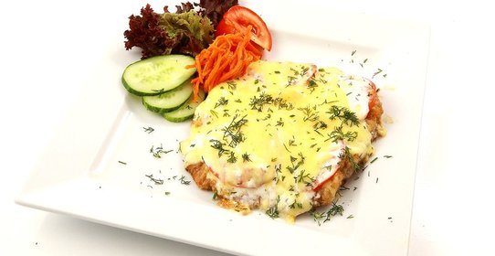 Мясо по-французски из фарша в духовке