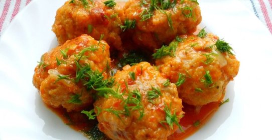 Тефтели рыбные в томатном соусе