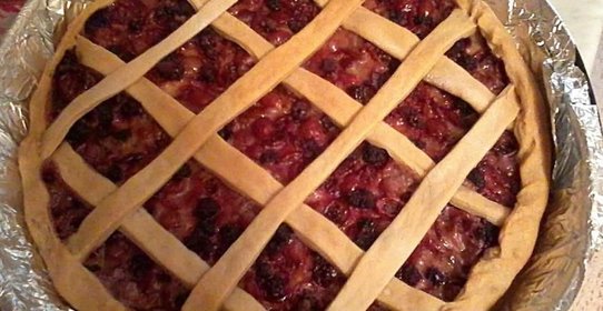 Ягодный пирог со сливками