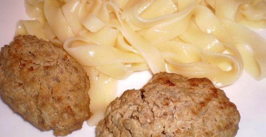 Мясные биточки
