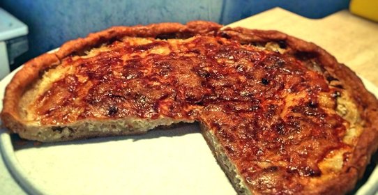 Быстрый луковый пирог