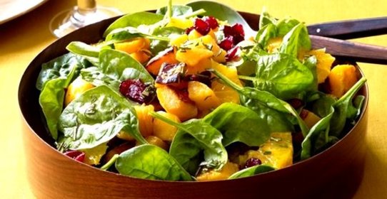 Салат из мандаринов и шпината