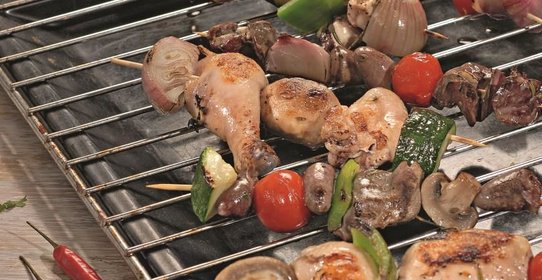 Шашлыки из курицы с овощами