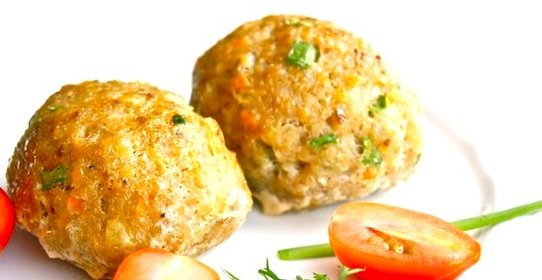 Диетические рыбные котлеты в духовке