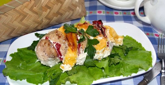 Мясо под сметанным соусом в духовке