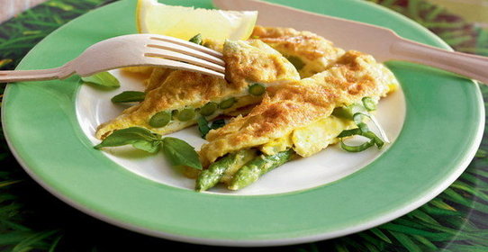Омлет со спаржей