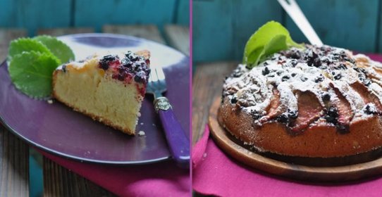 Йогуртовый пирог с персиком и смородиной