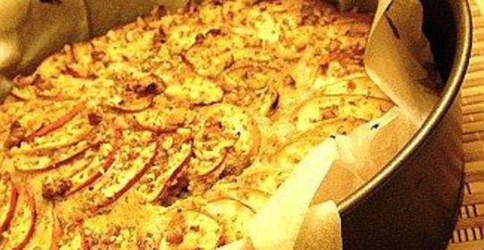 Пряный яблочный пирог