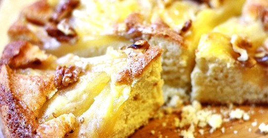 Пирог с грушами в мультиварке