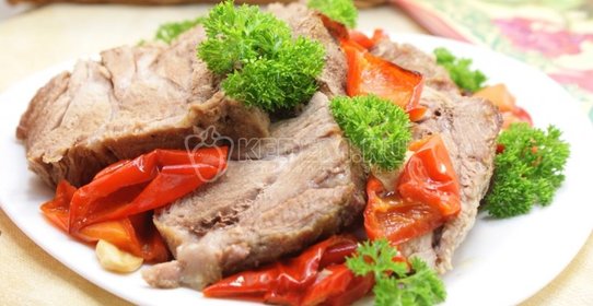 Запеченный омлет с овощами и пармезаном