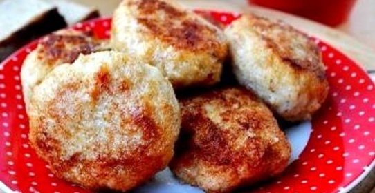 Котлеты из судака с соусом