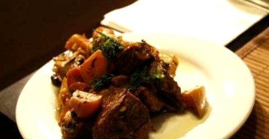 Баранина с айвой в мультиварке