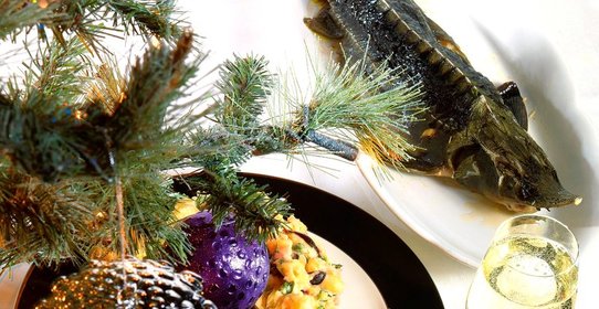 Стерлядь с пестрым картофелем и свеклой