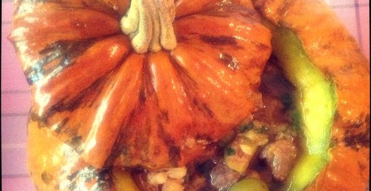 Баранина со специями, запеченная в тыкве по рецепту Андрея Рывкина