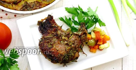 Свинина в духовке, в маринаде из белой смородины