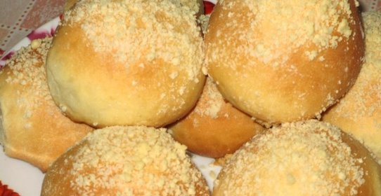 Воздушные булочки с сахаром