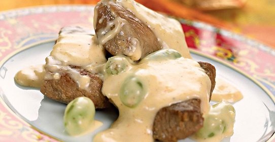 Баранина с кишмишем по-индийски