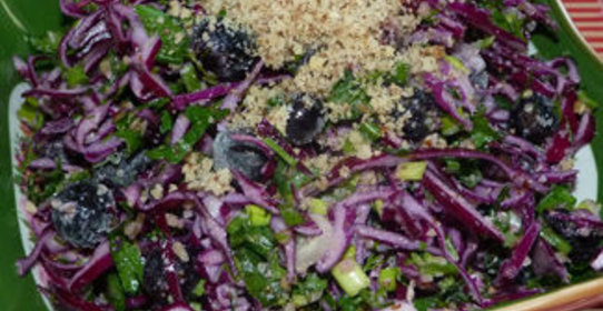 Салат из краснокочанной капусты