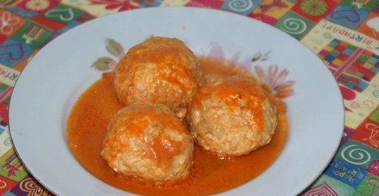 Куриные тефтели с рисом