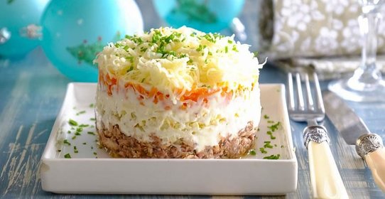 Салат Мимоза с сайрой