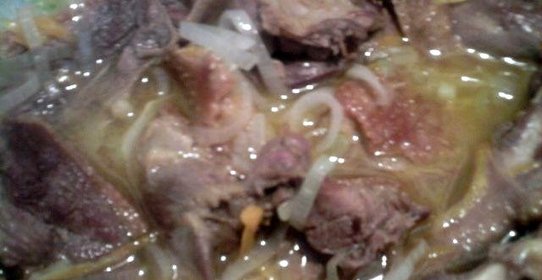 Утка тушеная