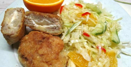 Лососевые котлеты в яйце