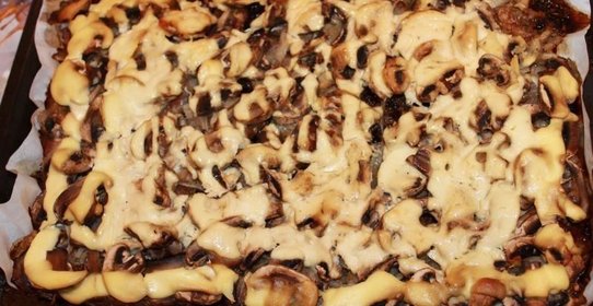 Свинина с грибами