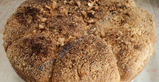 Сладкий пирог из дрожжевого теста в хлебопечке