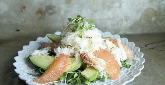 Салат крабовый с апельсинами