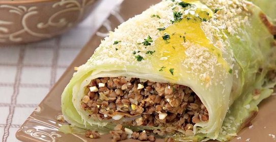 Капустный завиванец с грибами и гречкой