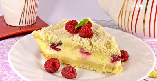 Королевская ватрушка с малиной