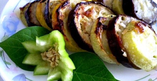 Баклажаны и кабачки запеченные с чесноком