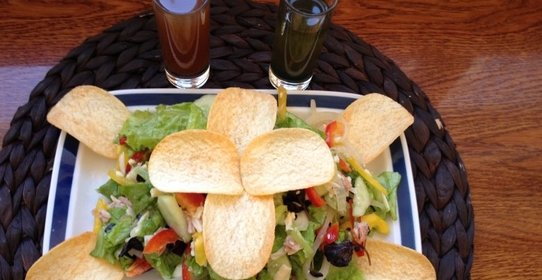 Диетический салат с тунцом