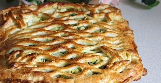 Пирог с капустой, яйцом и зеленью